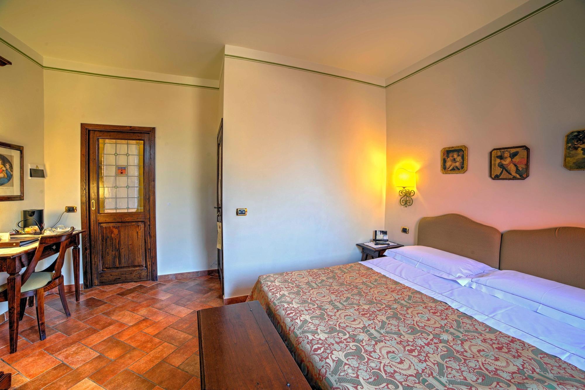 Aparthotel Borgo Grondaie Siena
