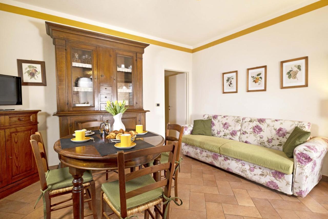 Borgo Grondaie Aparthotel Siena